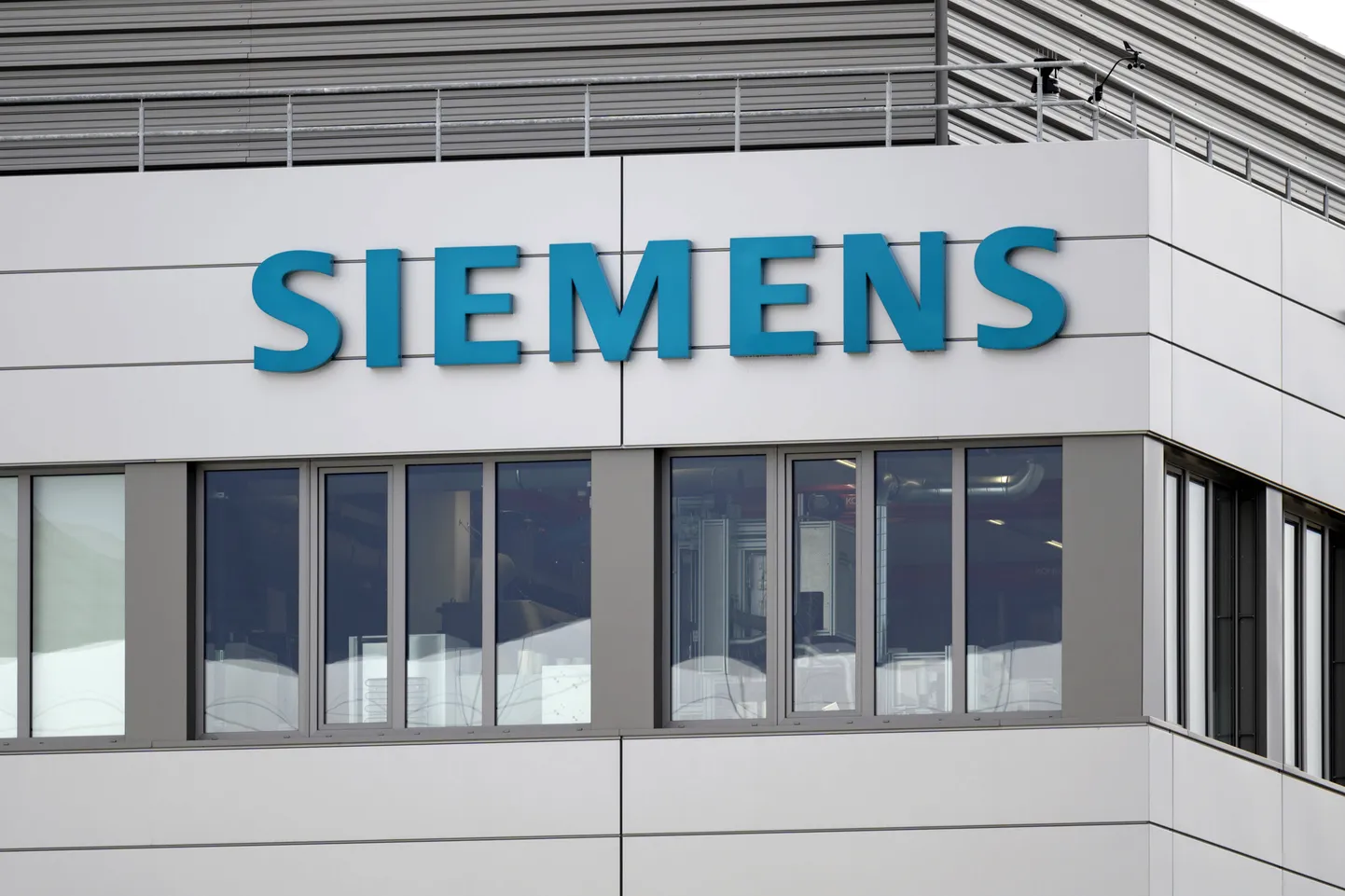 Siemensi korporatsiooni logo Saksamaal Erlangenis.