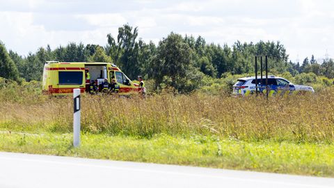 Kukkunud tõukerattur vajas abi