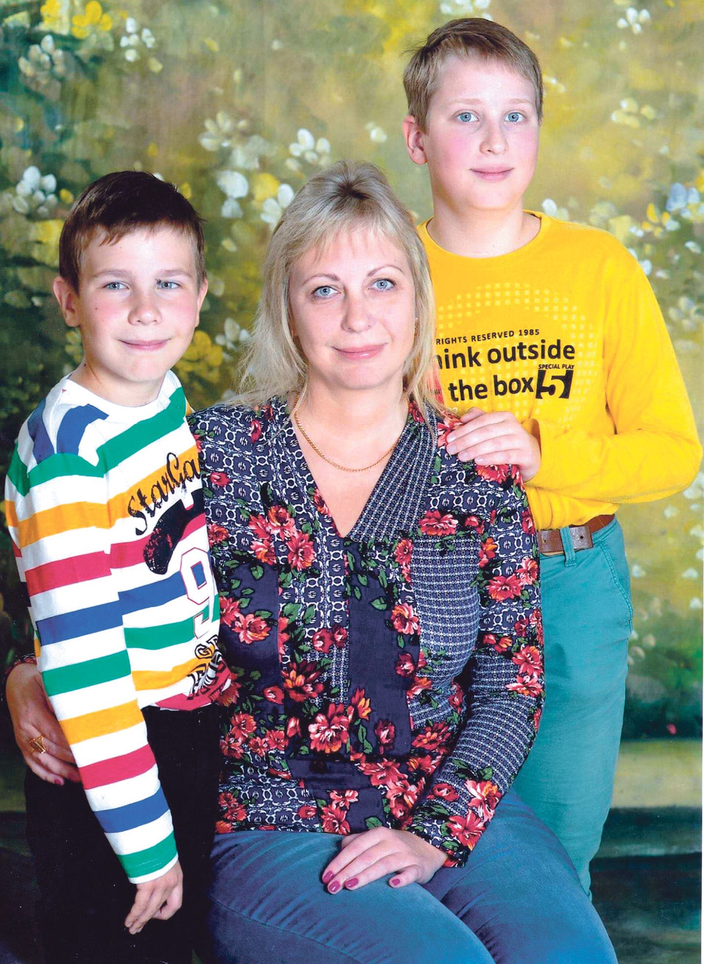 Мама года Ольга Портнова считает, что главный секрет воспитания хороших детей - доверять им и уважать их выбор. А поводов гордиться своими сыновьями у нее много.