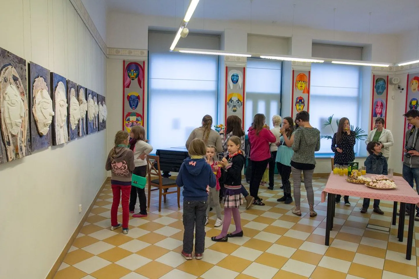 Valka kunstikooli näitus "Imrovisatsioon"