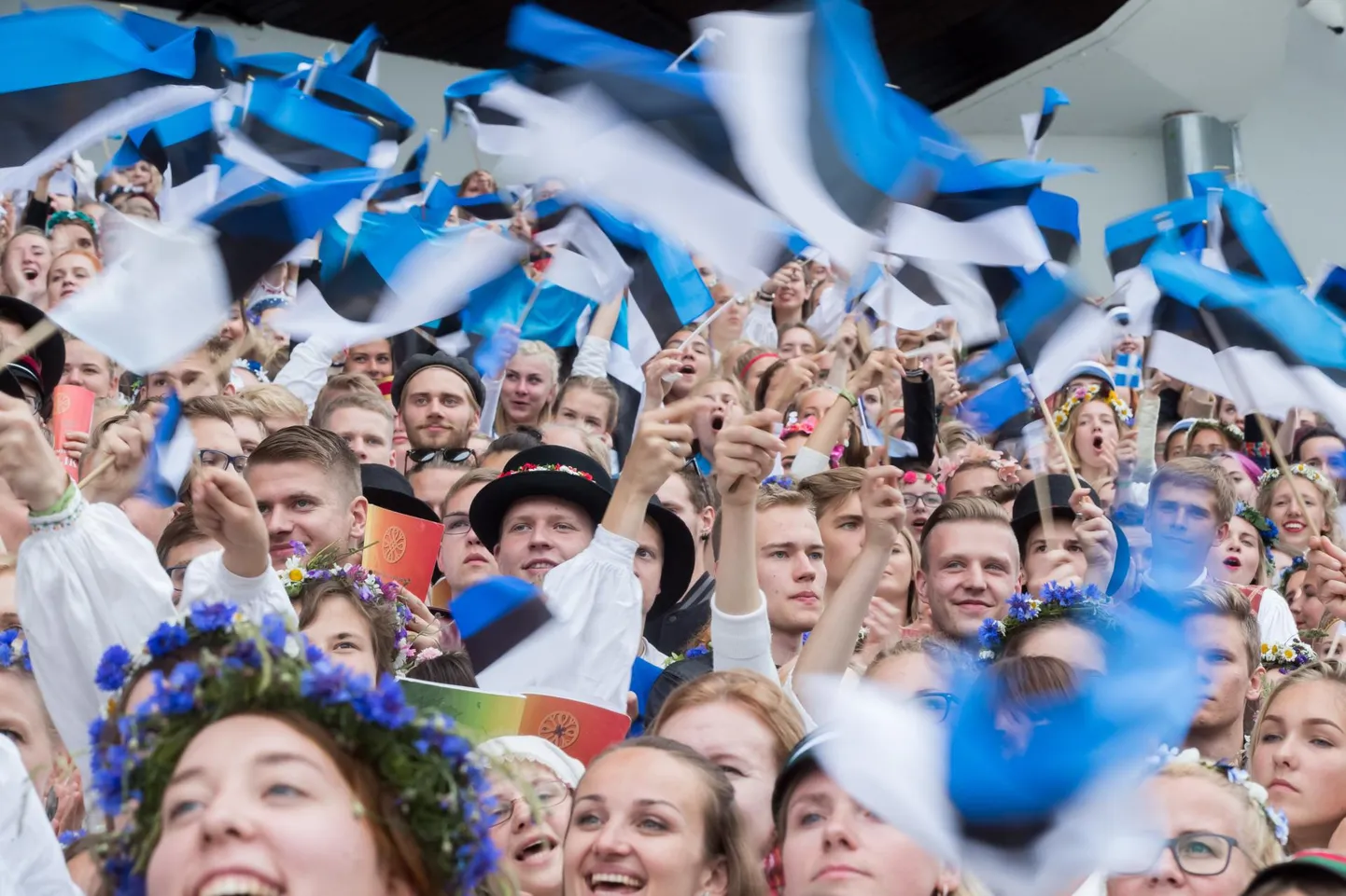 XII noortelaulupeol esines enam kui 35 000 peolist.