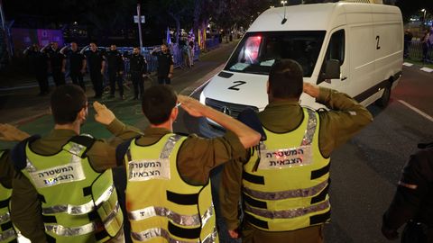 "Hamās" atdevusi Izraēlai svešas mirstīgās atliekas