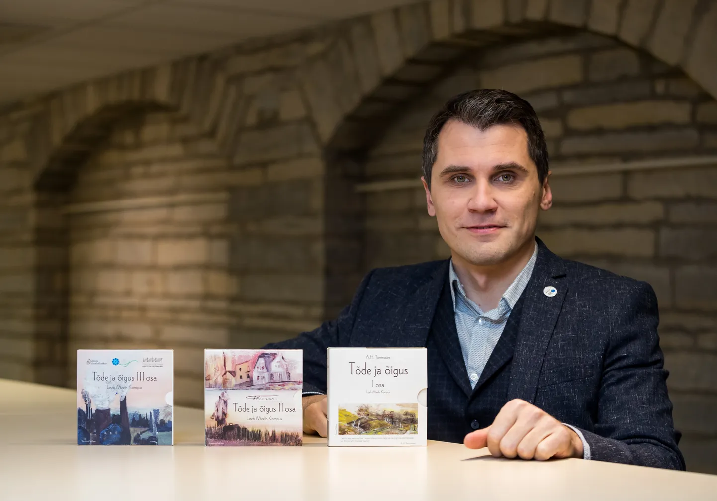 Meelis Kompus ja tema sisse loetud 
«Tõe ja õiguse» audioraamat.