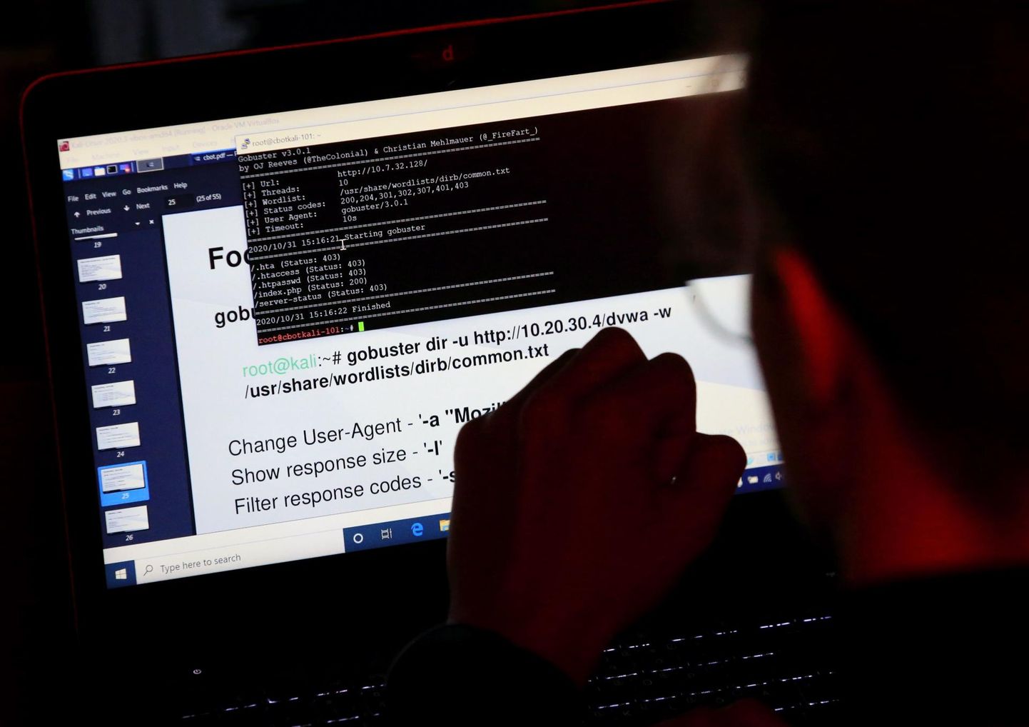 Cyber Battle of Estonia on küber-häkkimisvõistlus kõigile 15-21 aastastele noortele, kes on huvitatud küberturvalisusest. Foto Cyber Battle of Tartu 2020 ürituselt Delta majas.