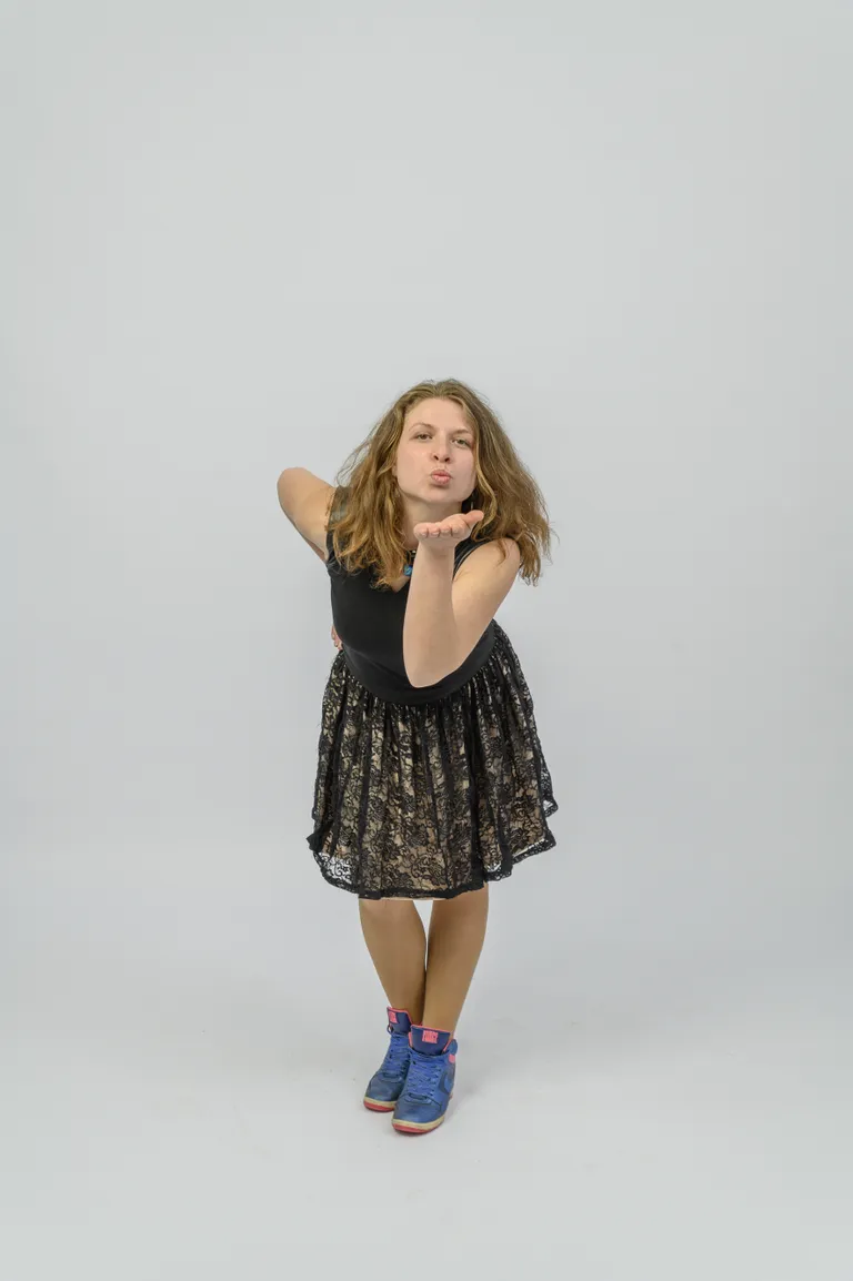 "Caur ērkšķiem uz..." dalībniece Ieva
