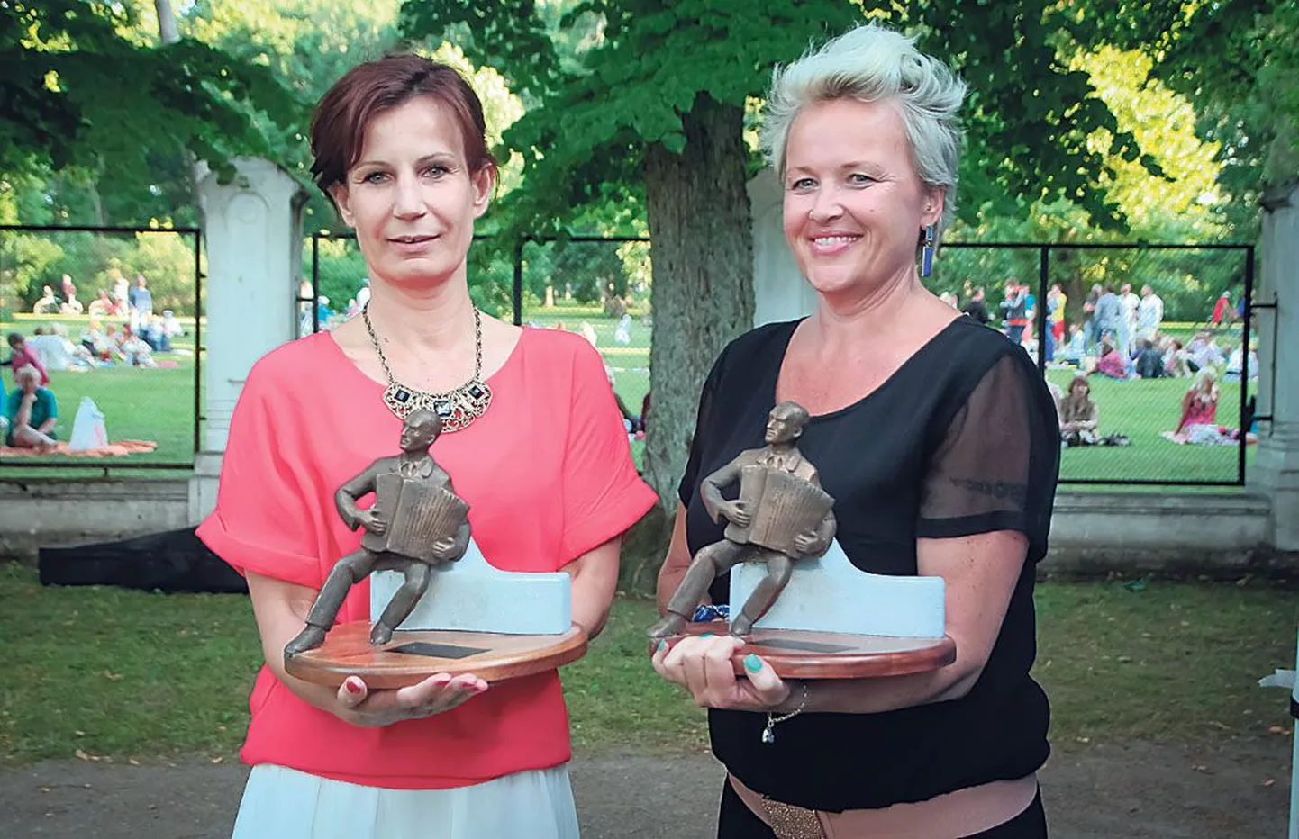 Valgre festivali korraldajad Elina Kask ja Kai Tarmula pälvisid möödunud aastal Valgre pärandi auhinna.
