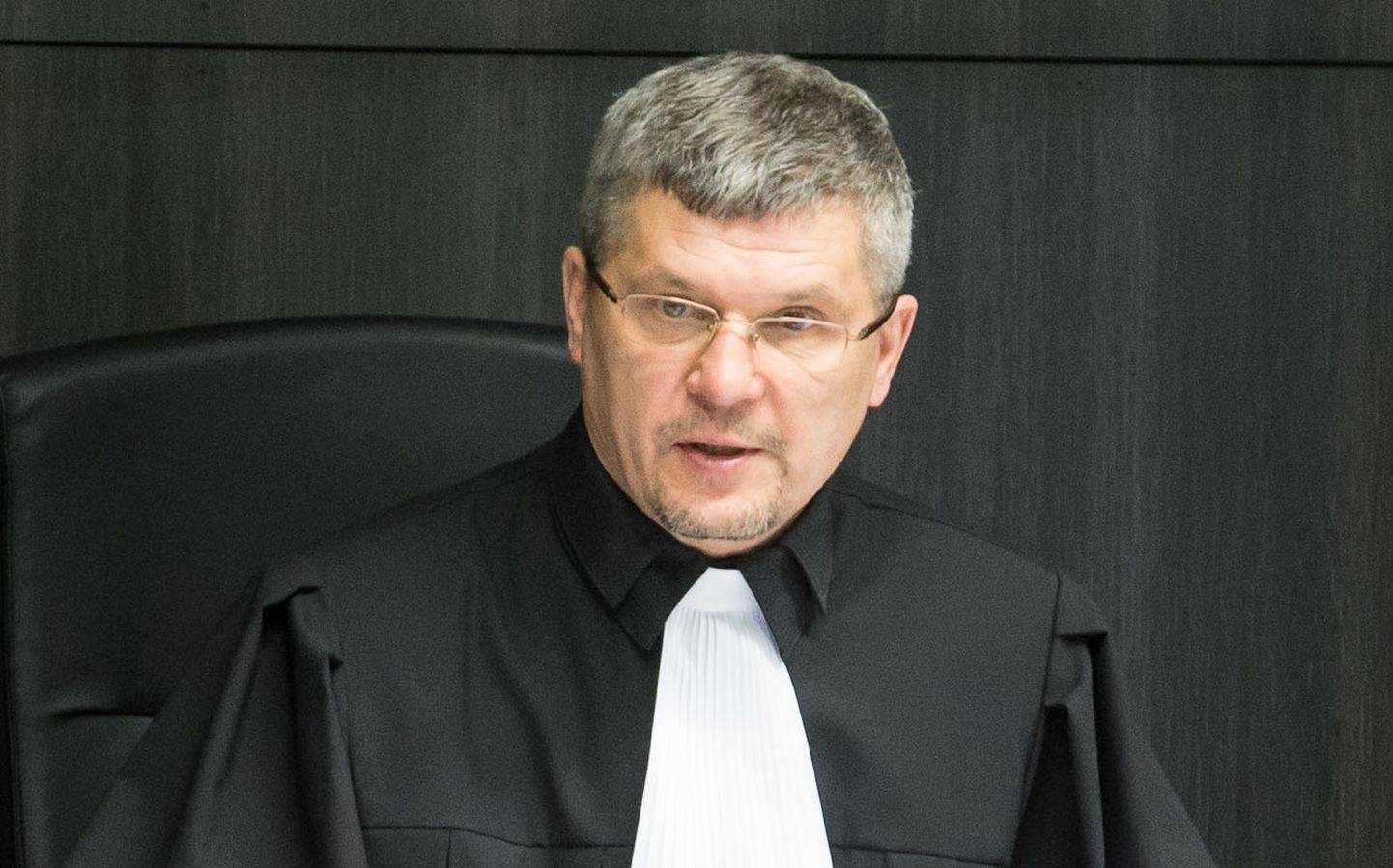 Olev Mihkelson, Viru maakohtu kohtunik