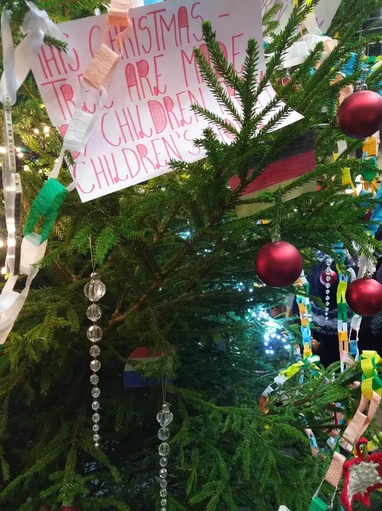 Jõulubasaari kuusepuu