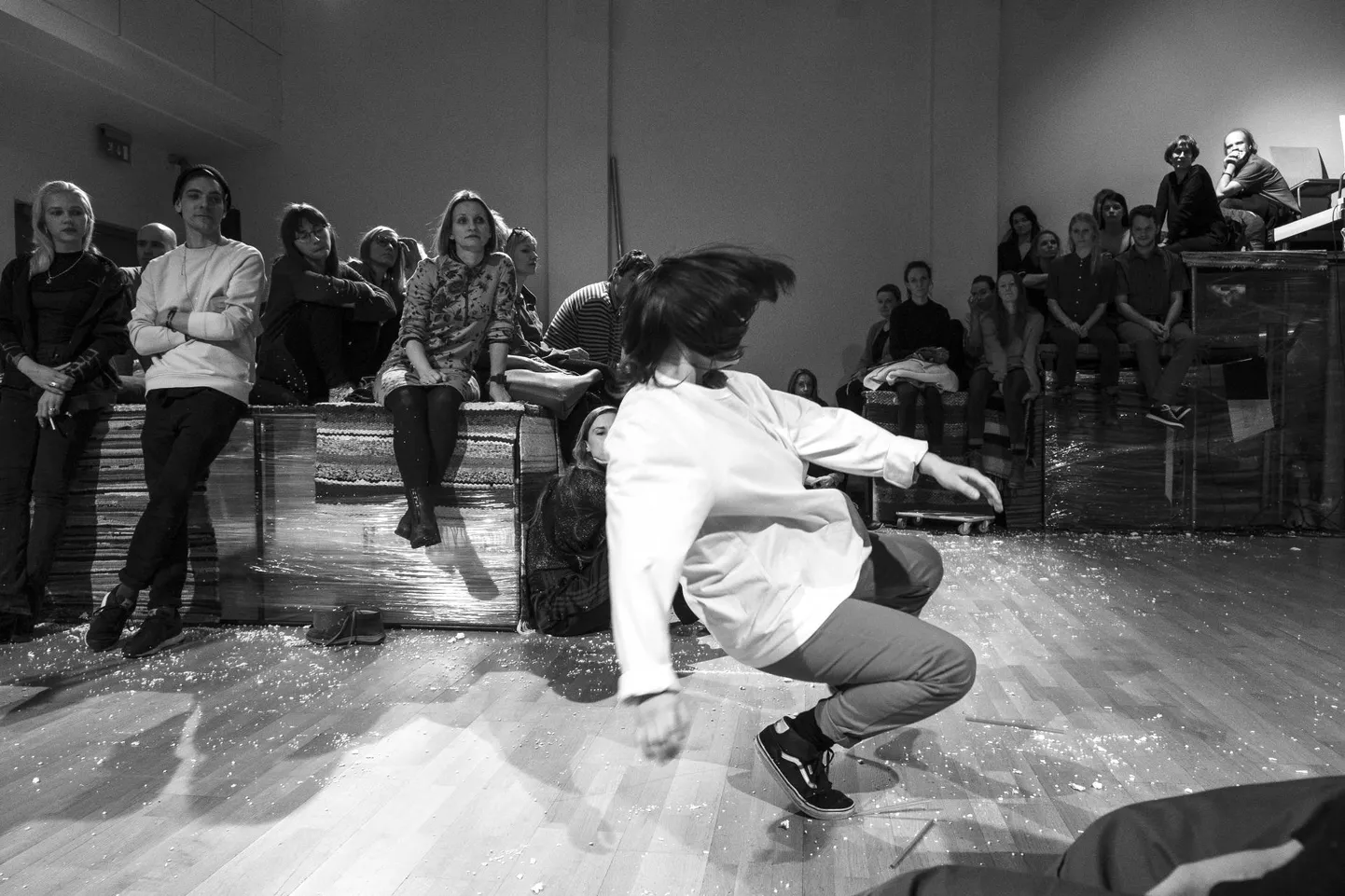 Hetk Ruslan Stepanov i ja Artjom Astrovi uuslavastus est «Performance STL-is».