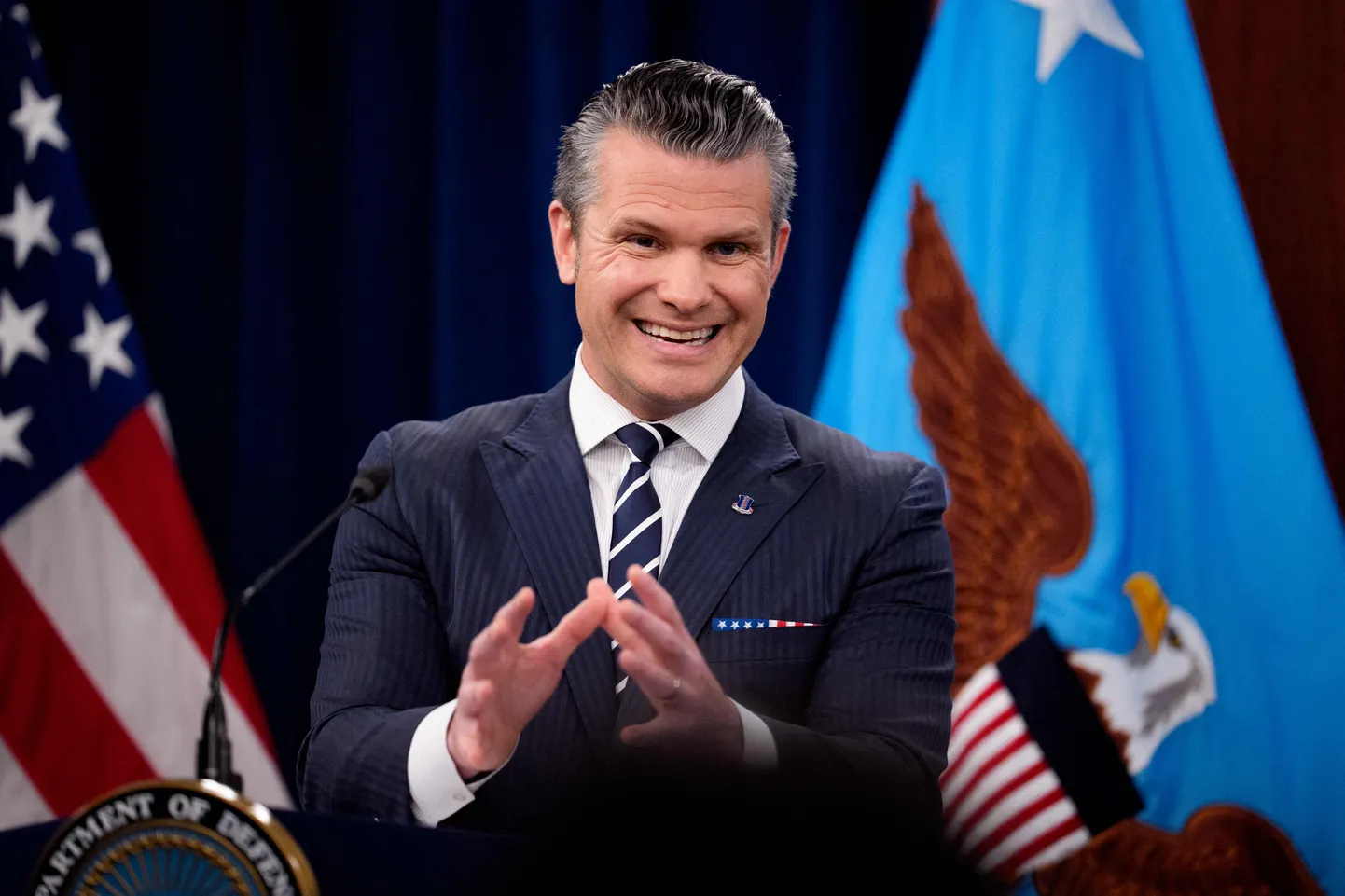 ASV aizsardzības ministrs Pīts Hegsets