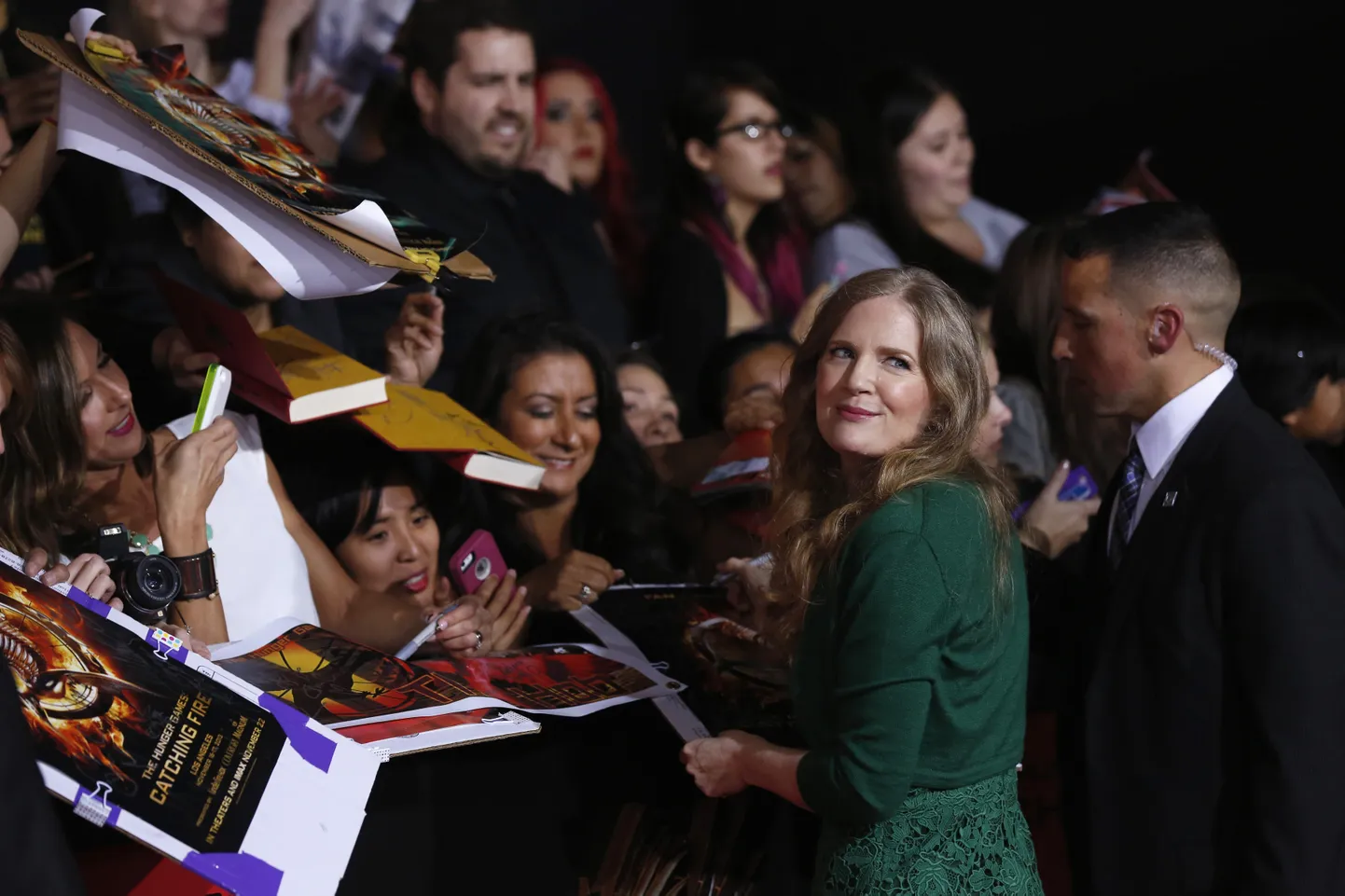 Kuniks lugejaid jätkub, ei saa Näljamängud otsa. Suzanne Collins töötab sarja viienda raamatu kallal.