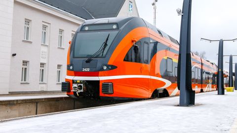 Tallinnas jäi naine rongi alla ja hukkus