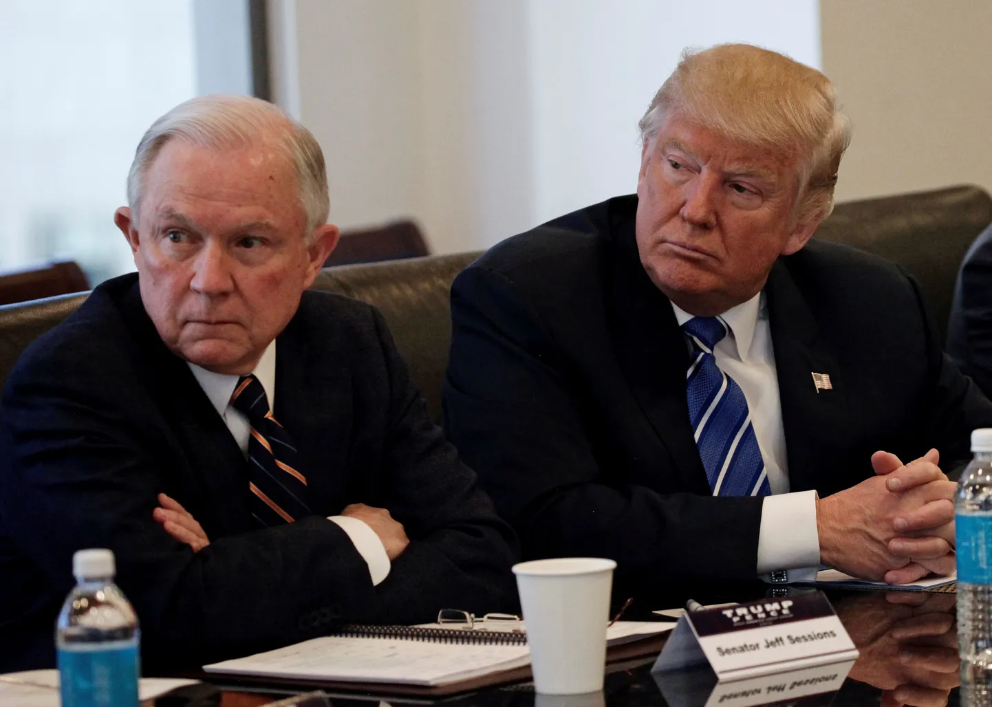 USA senaator Jeff Sessions ja uueks presidendiks valitud Donalt Trump.