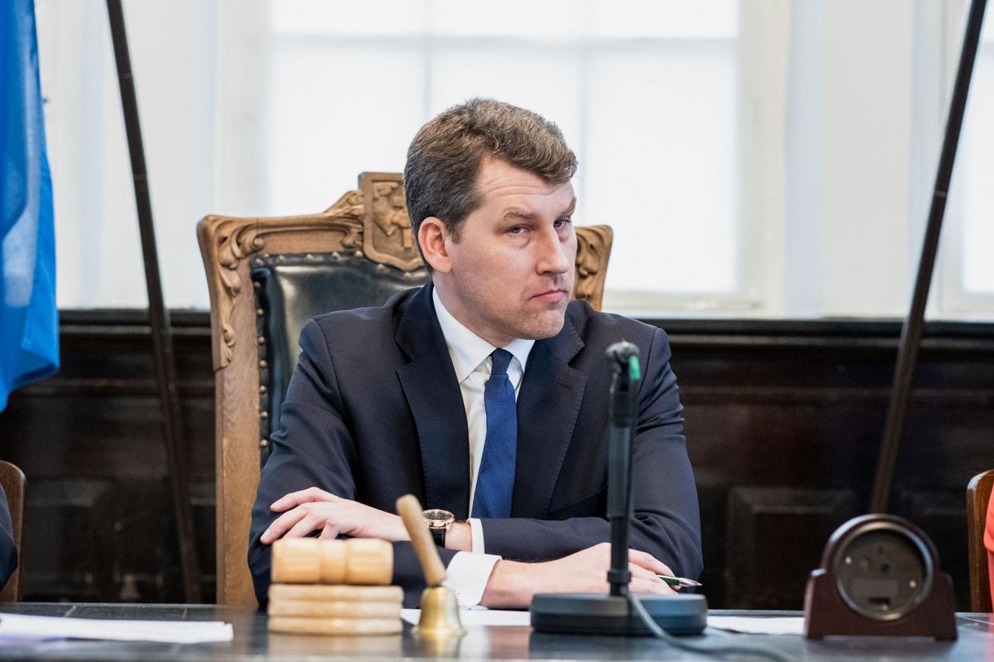 Pärnu linnavolikogu avaldas oma esimehele Andres Metsojale umbusaldust.