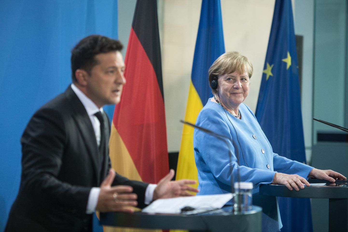 Ukraina president Volodõmõr Zelenskõi ja Saksa kantsler Angela Merkel