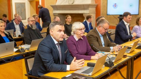 Saaremaa võimukandjate aastatulud ulatuvad 456 eurost 155 000 euroni