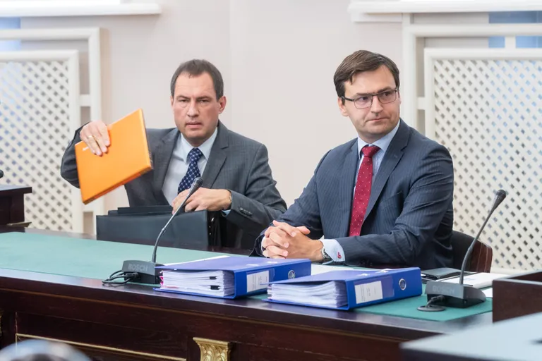 Vasakult: RMK advokaat Aarne Akerberg ja keskkonnaministeeriumi advokaat Martin Triipan