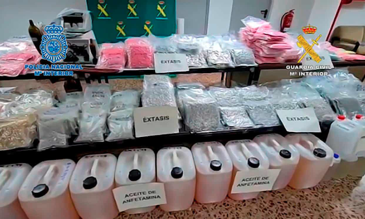 Hispaania politsei nabis kinni ühe Euroopa suurima sünteetilise narko tootmise ja levitamise võrgustiku liikmed ja konfiskeeris hulga keelatud aineid.