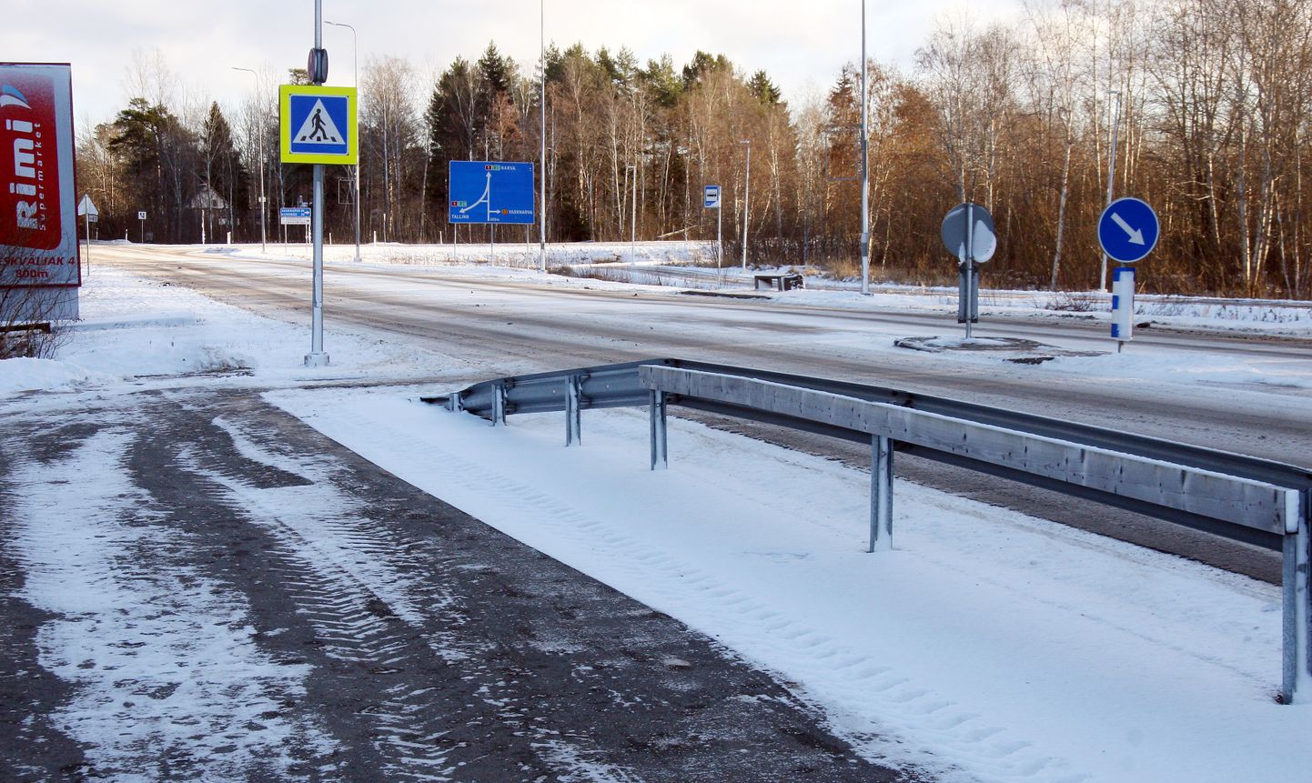 Jõhvis saab kavandatav kergliiklustee kokku Narva maantee olemasoleva kergliiklusteega, mis on praeguseks valmis ehitatud kesklinna poolt tulles kuni Jõhvi-Vasknarva maantee ristmikuni.