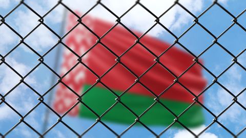 Baltkrievijā žurnālistam un "YouTube" raidījuma vadītājam piespriests vairāku gadu cietumsods