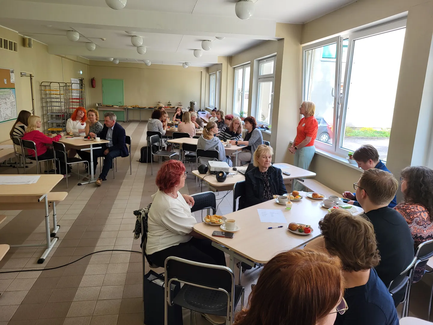 Ideekorje mõttetalgud Värska õppekoha koolisööklas