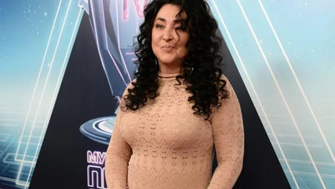 Пьяная Лолита шокировала москвичей у метро