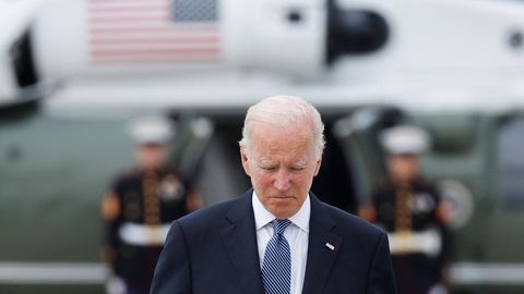 Taas positiivse Covidi testi andnud Biden naasis isolatsiooni