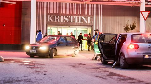 Картина дня: кровавый инцидент в Kristiine, проблемы дистанционного обучения и погибший в пожаре мужчина