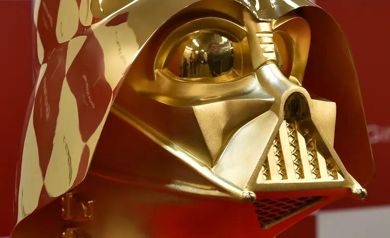 Kullast Darth Vaderi mask