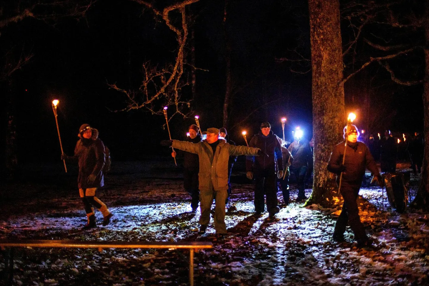 Kaitseliidu Pärnumaa maleva Soontagana malevkond tähistas 20. aastapäeva Nedrema puisniidul.