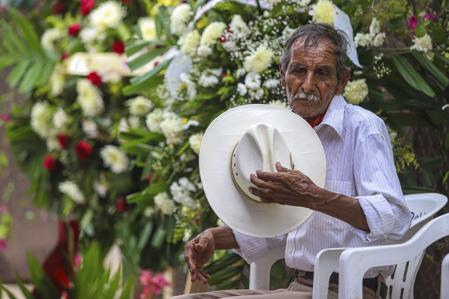 Tapetud Mehhiko jaki põlisrahvaste õiguste eest võitleja Tomás Rojo matused Vícamis 10 juuli 2021. Pildil tema nõbu Victor Ruiz Valencia.