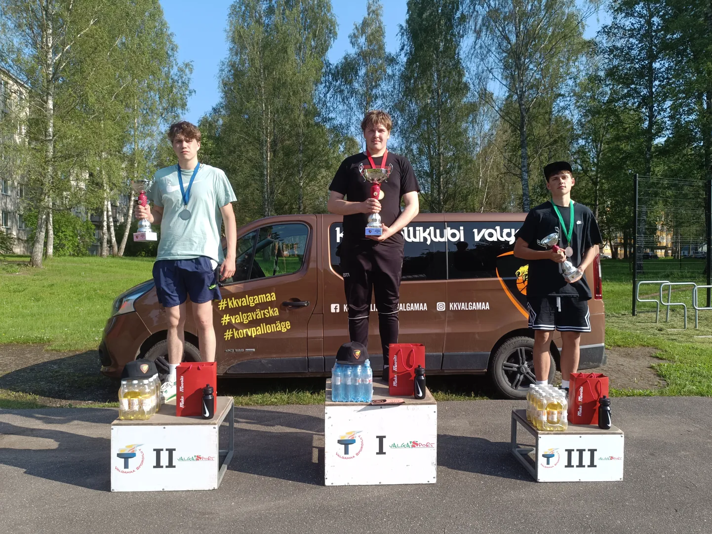 Vanemas vanusegrupis tuli teiseks Ragnar Ljaškov (vasakult), võitis Reimo Säinas ja kolmanda koha saavutas Gregor Martin Sokk.