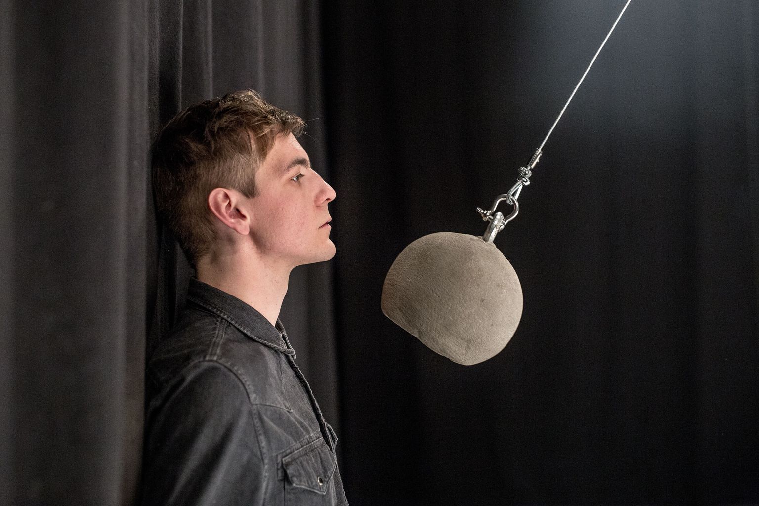 Iggy Lond Malmborg lavastuses «Physics and Phantasma».