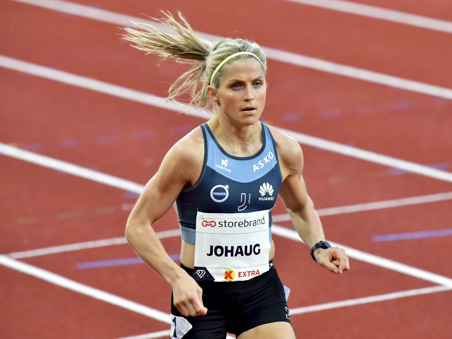 Murdmaasuusataja Therese Johaug mullu jooksurajal.