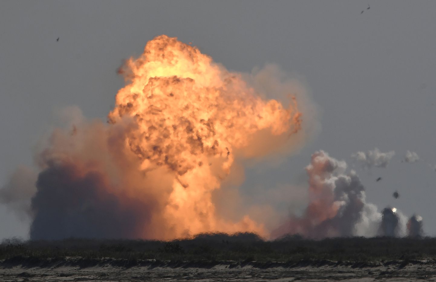 SpaceX-i raketikatsetus lõppes plahvatusega
