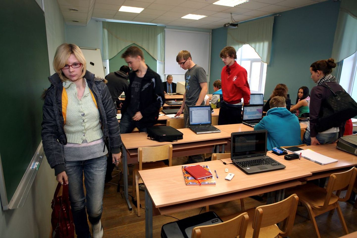 Tartu Ülikooli Türi kolledži esmakursuslased saavad esimese aasta kevadpealinnas õppida, kuid järgmisel sügisel peavad jätkama Tartus.