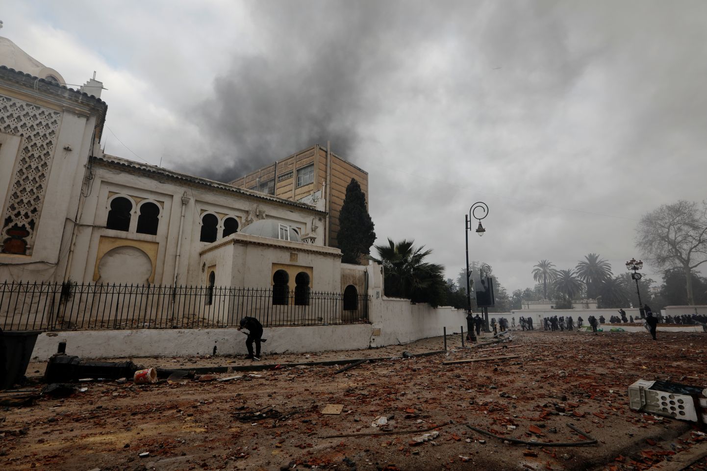 Riiklik antiikesemete ja islamikunstide muuseum langes meeleavalduste käigus rüüstajate ohvriks.