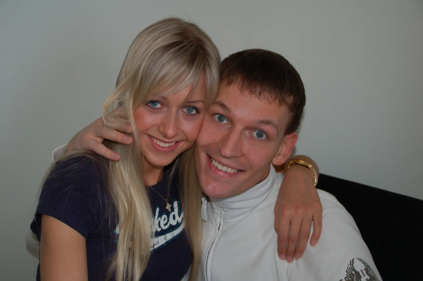 «Naabrist parem» maja 1, Annamaria ja Kaur