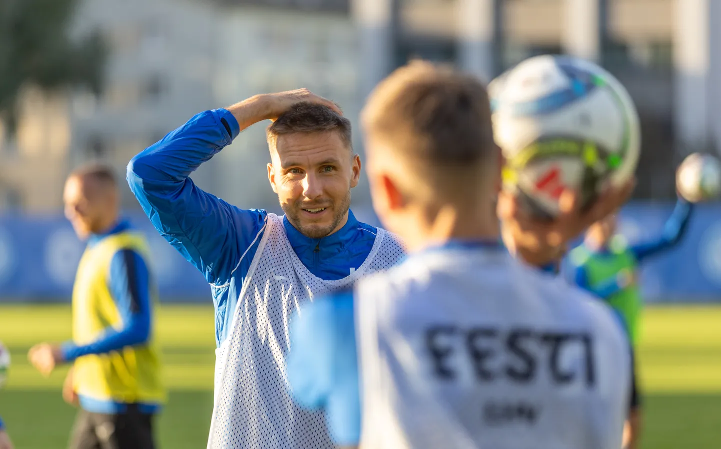 Eesti jalgpallikoondise keskkaitsja Karol Mets.