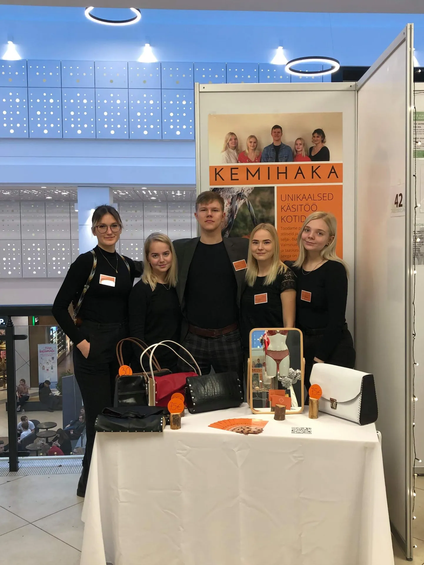 Pärnumaa parim õpilasfrirma on Kemihaka Pärnu ühisgümnaasiumist.