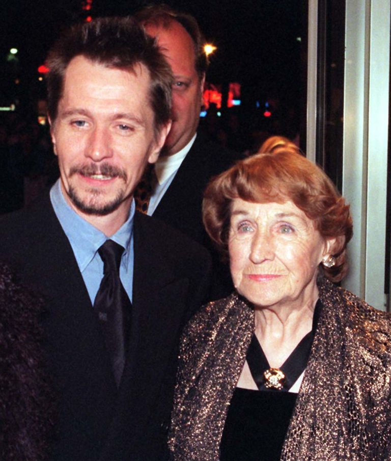 Gary Oldman ja ta ema Kathleen Oldman 1997. aastal