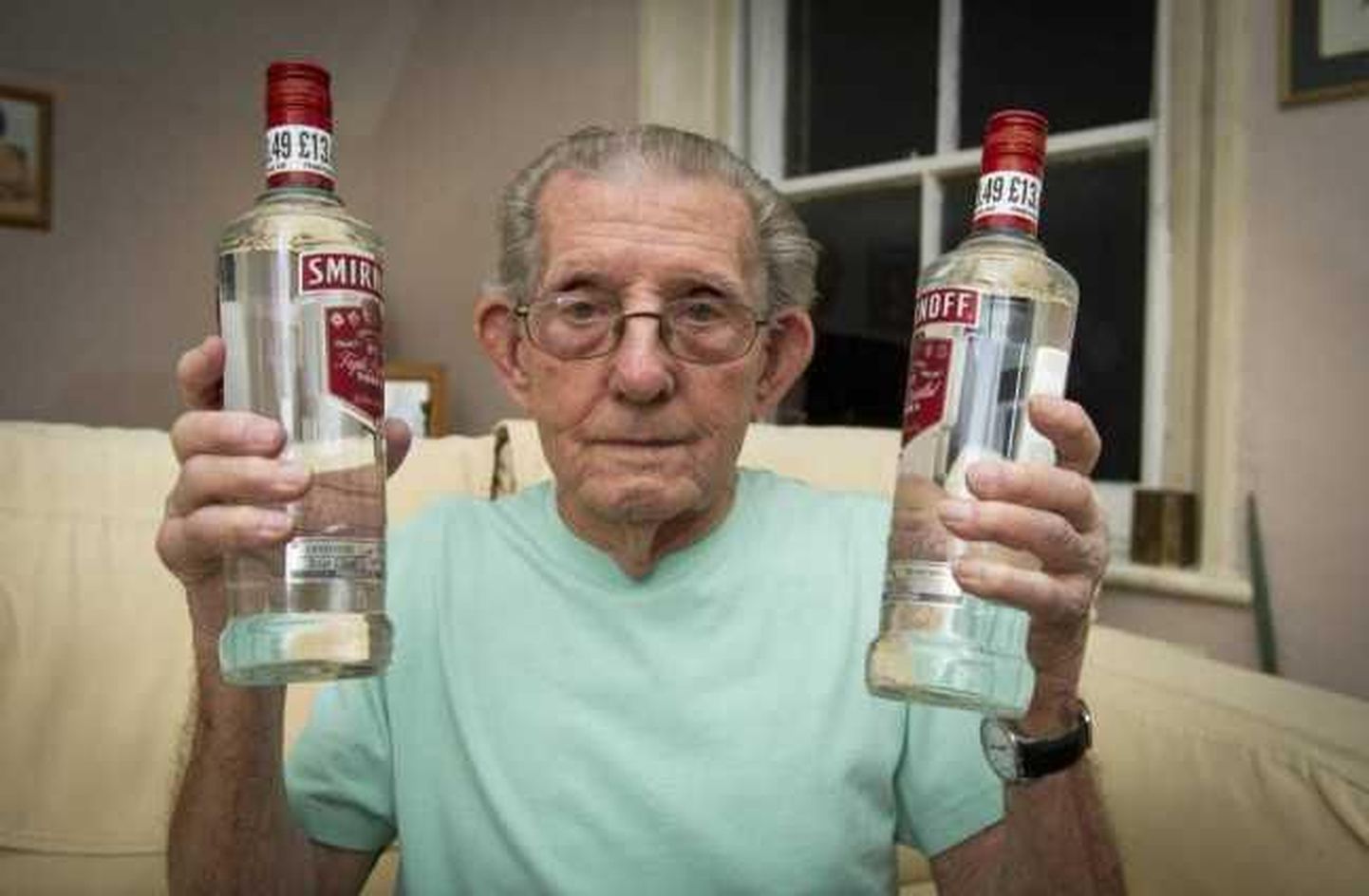 92-летний ветеран, которому не продали водку без документа.