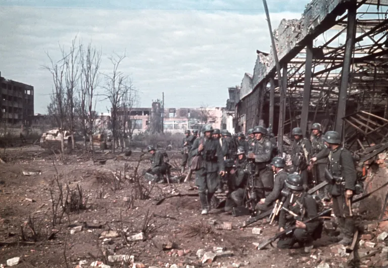 Saksa sõdurid 1942. aasta oktoobris Stalingradis