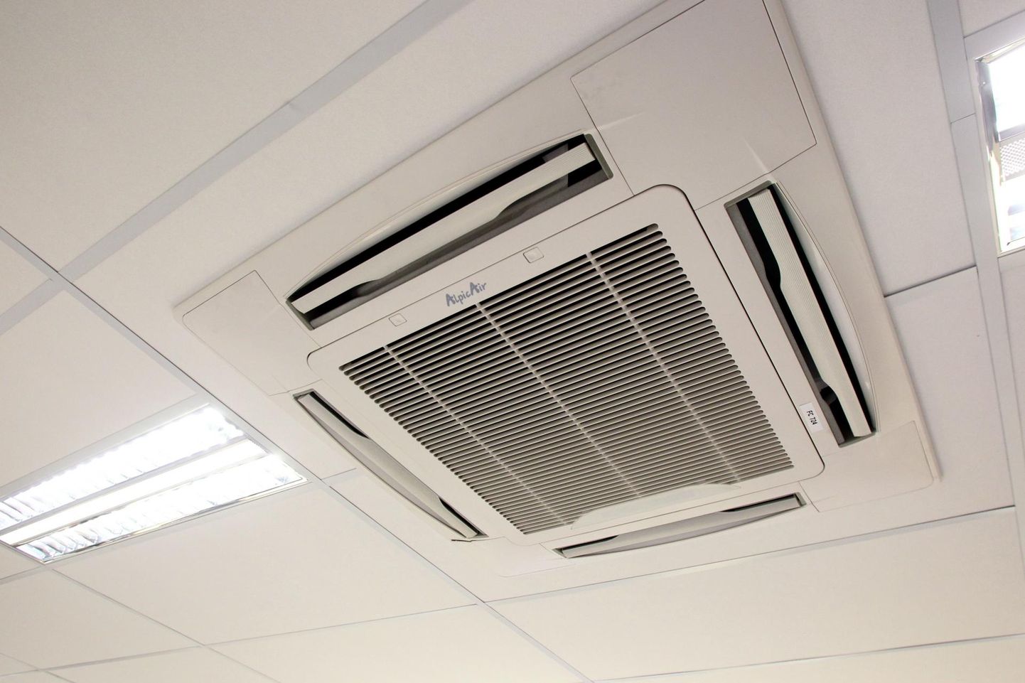 Paljudes koolimajades puudub korralik ventilatsioon.