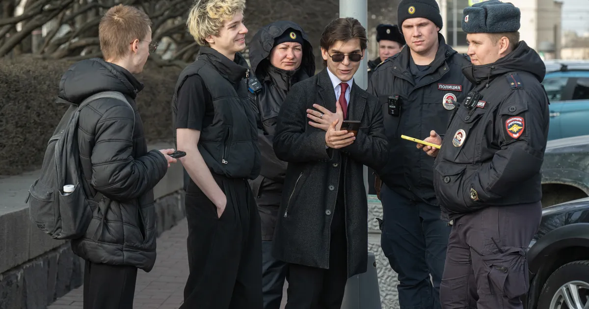 Venemaal surutakse maha internetiblokeeringute vastaseid proteste, on kümneid kinnipeetuid