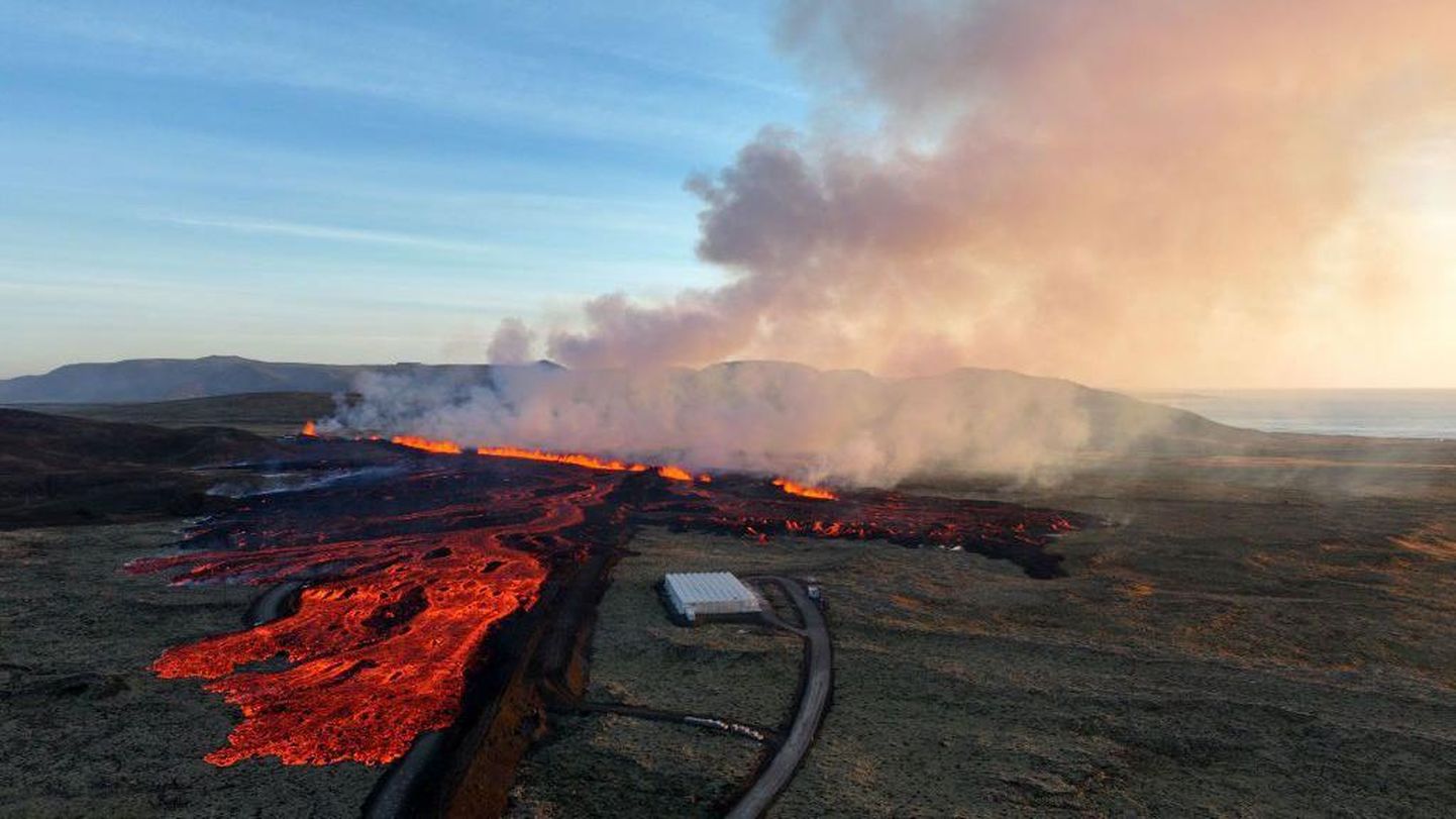 Извержение вулкана в Исландиии
