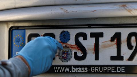 Sakslasi vapustasid inimverega maalitud haakristid