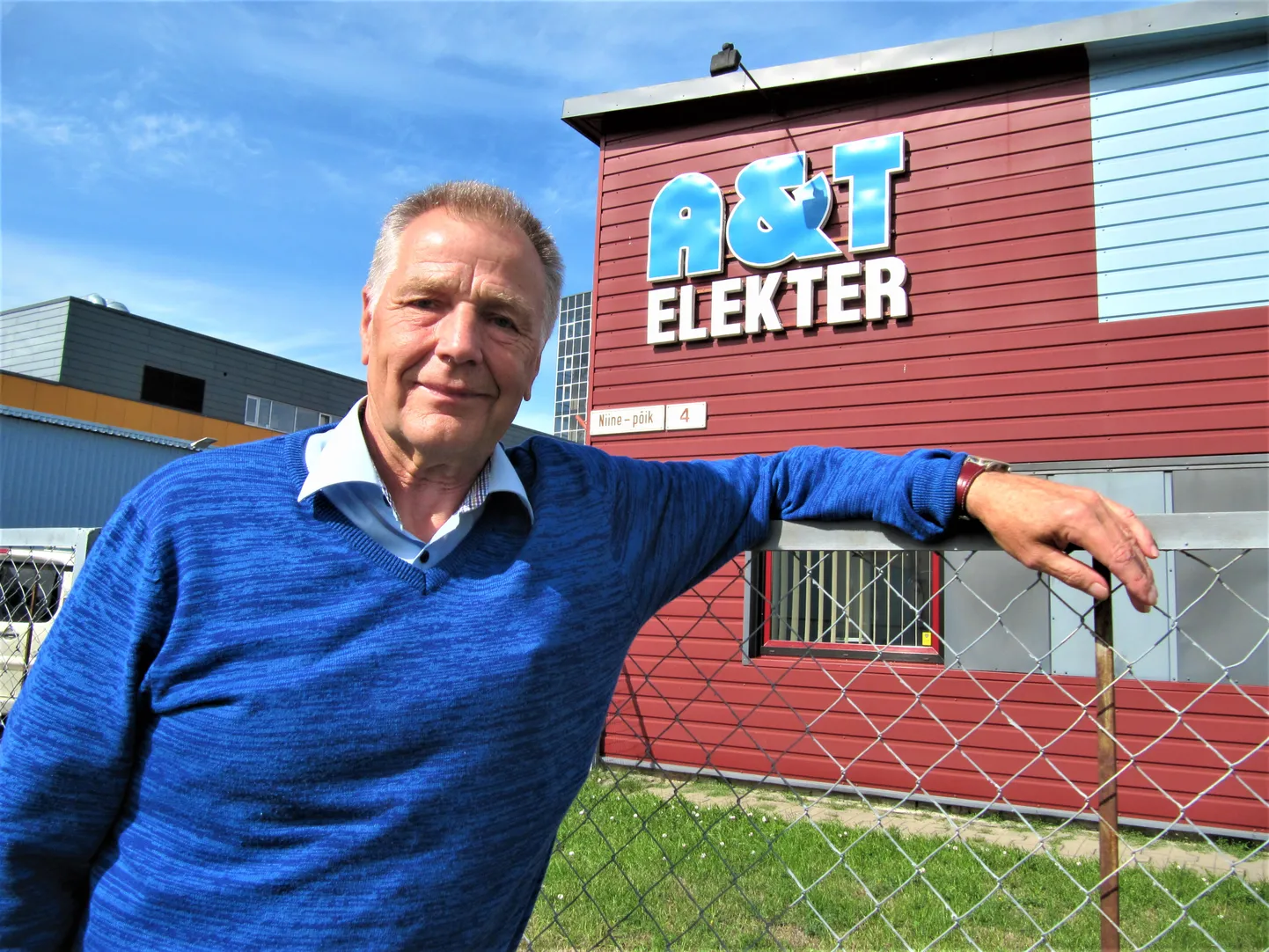 A&T Elektri 73aastane pealik Kalju Aigro näeb väiksemas linnas tegutsemisel
nii plusse kui miinuseid.