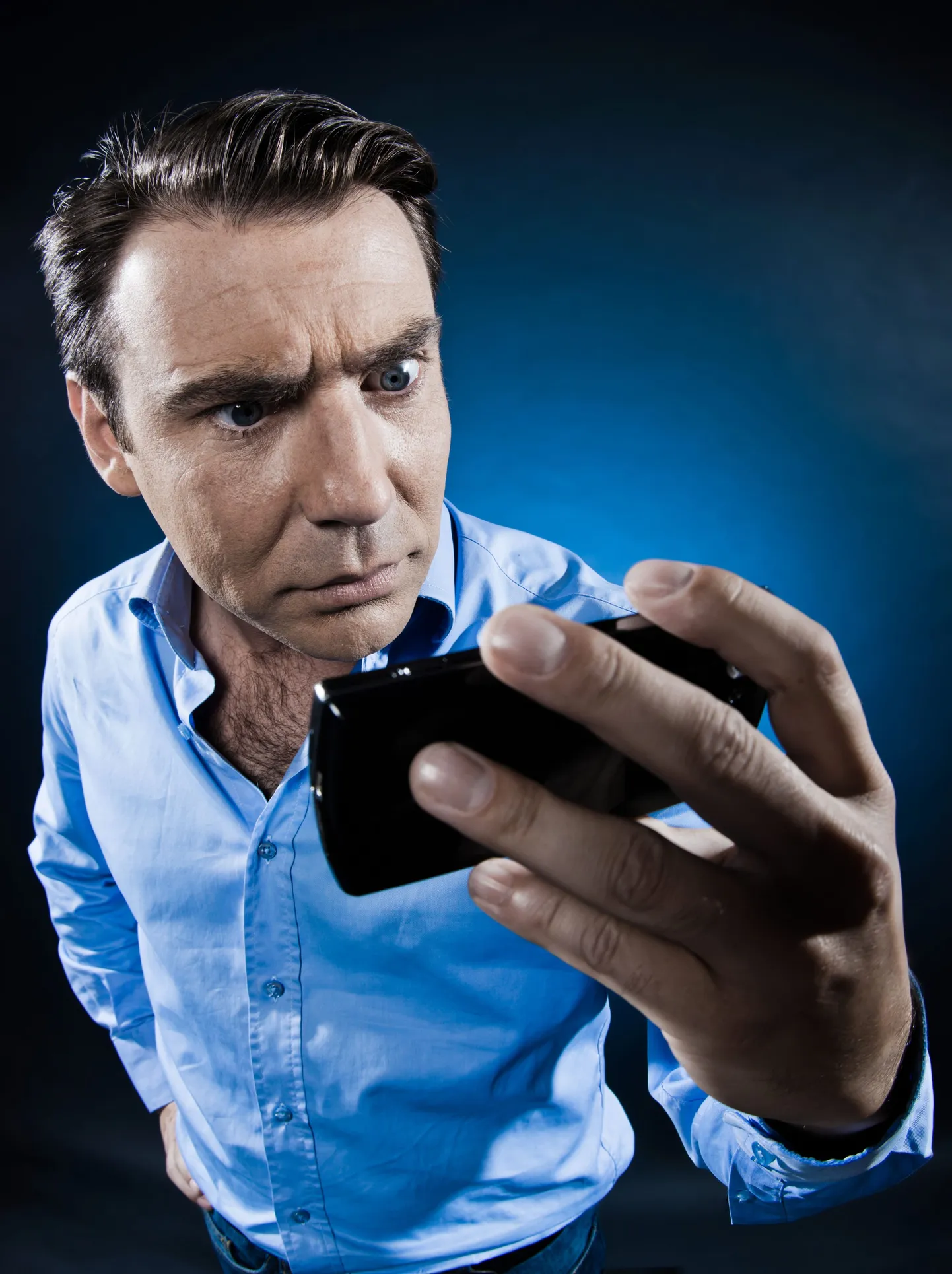 Nutitelefonide kasutaja peaks olema telefonist nutikam.