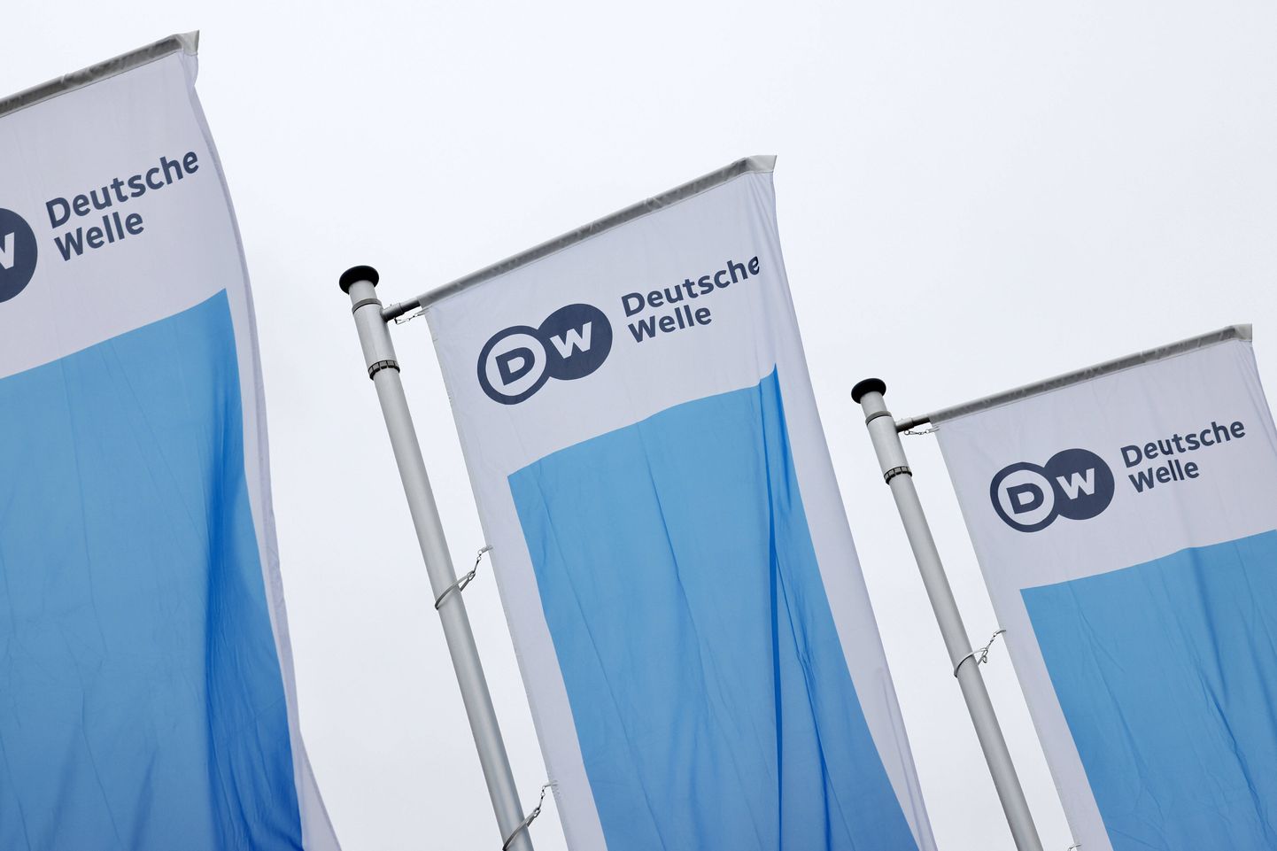 Deutsche Welle logo.